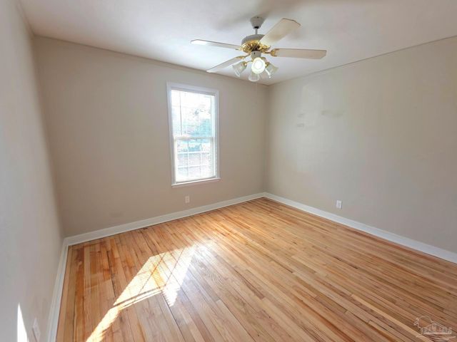 120 W Lakeview Ave, Pensacola, FL 32501