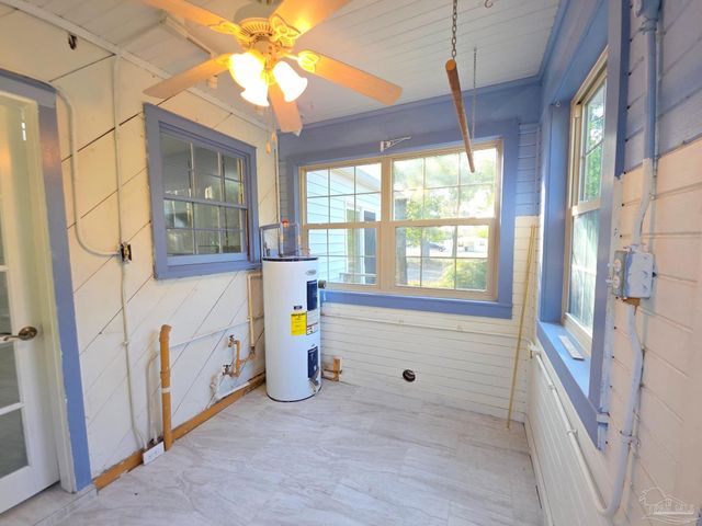 120 W Lakeview Ave, Pensacola, FL 32501