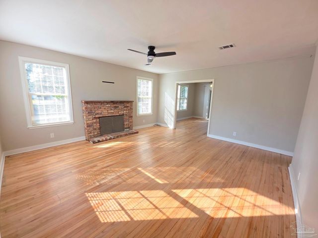 120 W Lakeview Ave, Pensacola, FL 32501