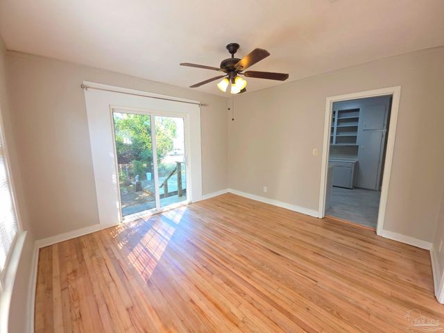 120 W Lakeview Ave, Pensacola, FL 32501