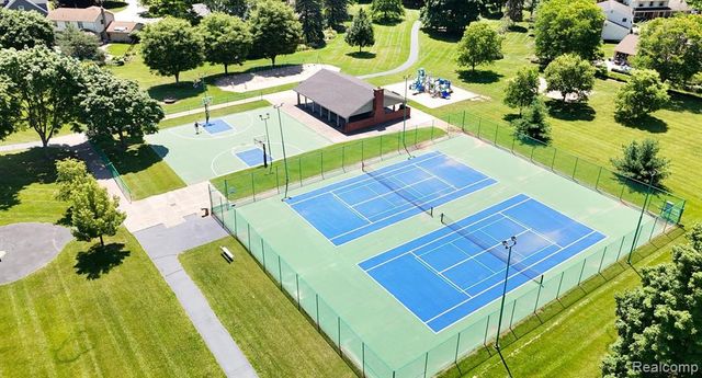 42085 Banbury Road, Northville, MI 48168