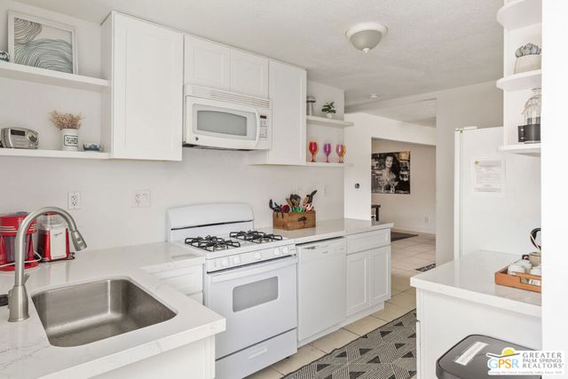 394 W Bon Air Drive, Palm Springs, CA 92262