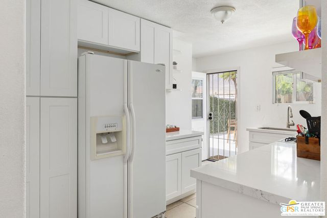 394 W Bon Air Drive, Palm Springs, CA 92262