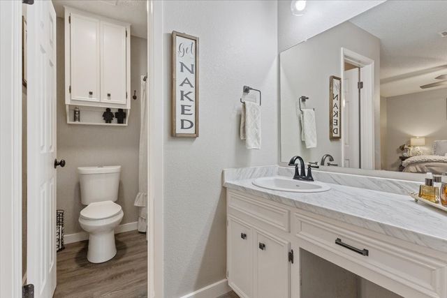 118 Rocky Creek Avenue, Groesbeck, TX 76642