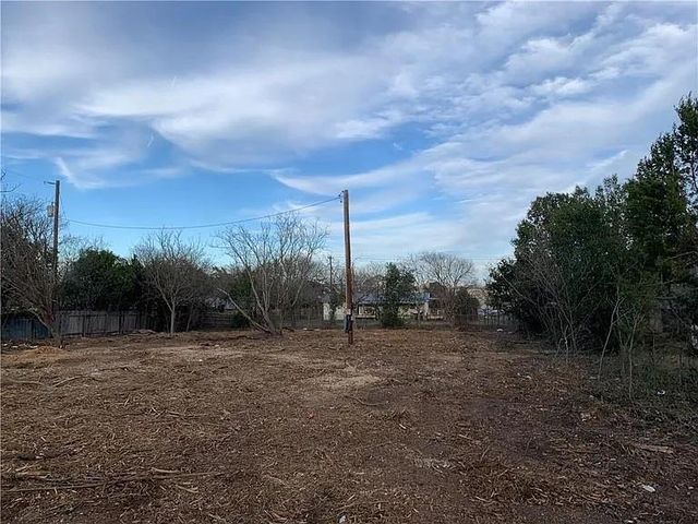 1600 S West DR, Leander, TX 78641