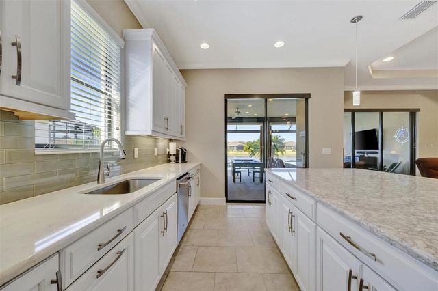 10131 CRAFTSMAN PARK WAY, Palmetto, FL 34221