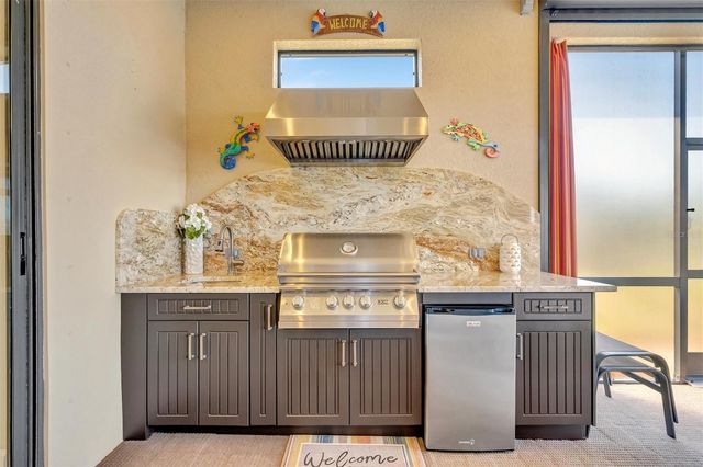 10131 CRAFTSMAN PARK WAY, Palmetto, FL 34221