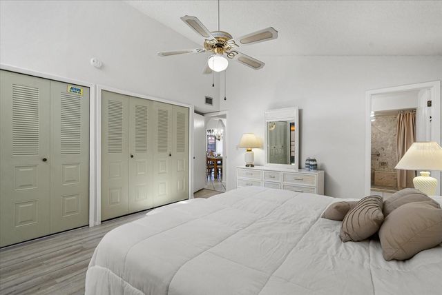 5400 34TH STREET W A12, Bradenton, FL 34210