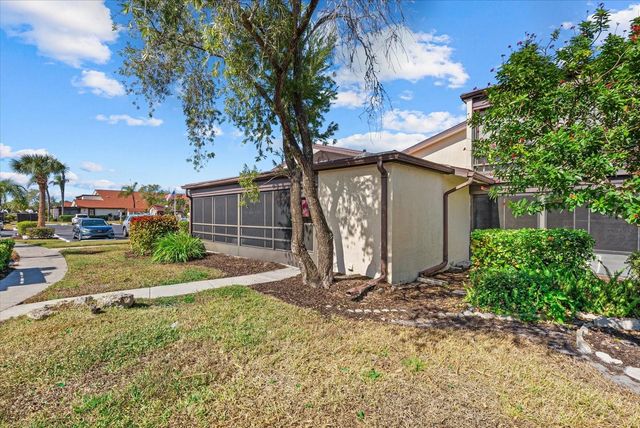 5400 34TH STREET W A12, Bradenton, FL 34210