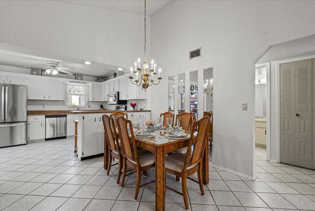 5400 34TH STREET W A12, Bradenton, FL 34210