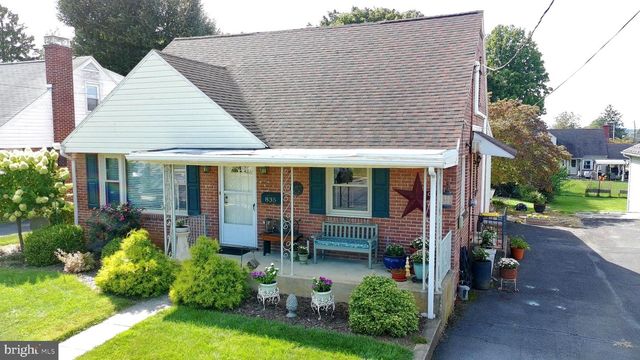 835 MIDDLE ST, Chambersburg, PA 17201