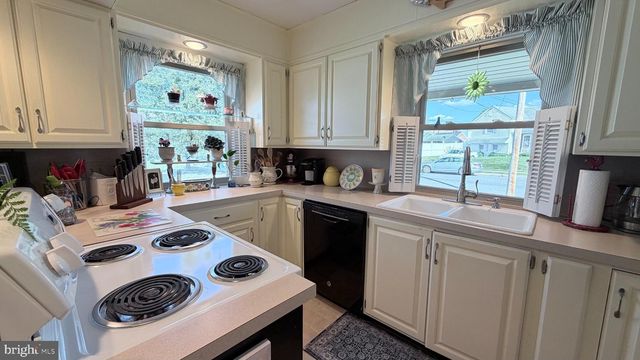 835 MIDDLE ST, Chambersburg, PA 17201