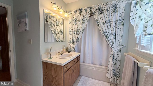 835 MIDDLE ST, Chambersburg, PA 17201