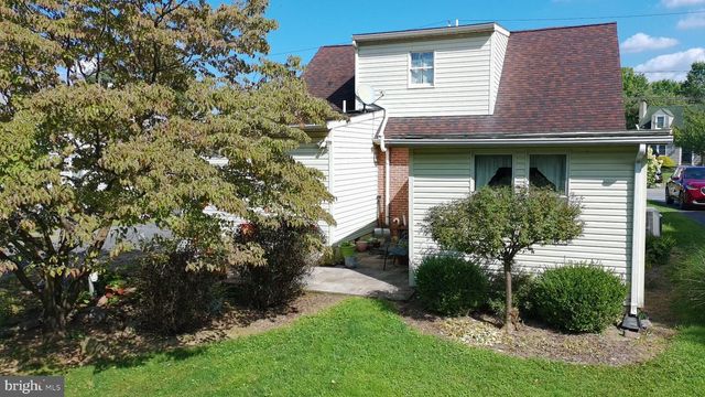 835 MIDDLE ST, Chambersburg, PA 17201