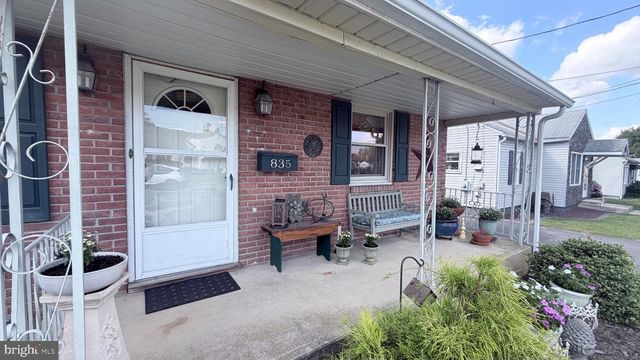 835 MIDDLE ST, Chambersburg, PA 17201