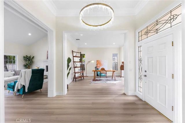 136 N Garfield Place, Monrovia, CA 91016
