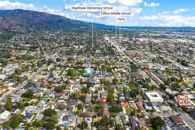 136 N Garfield Place, Monrovia, CA 91016