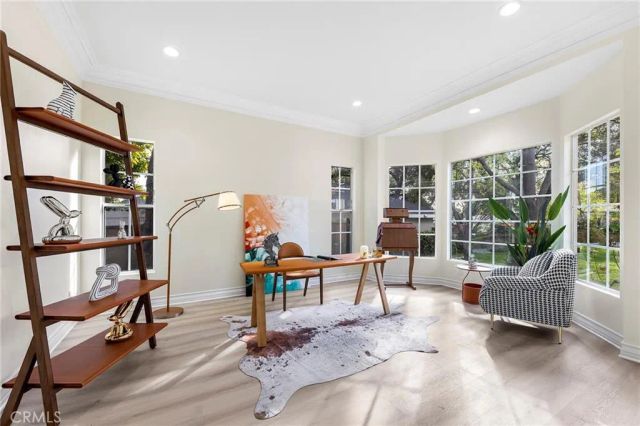136 N Garfield Place, Monrovia, CA 91016