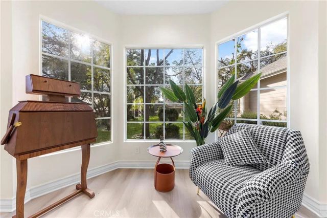 136 N Garfield Place, Monrovia, CA 91016