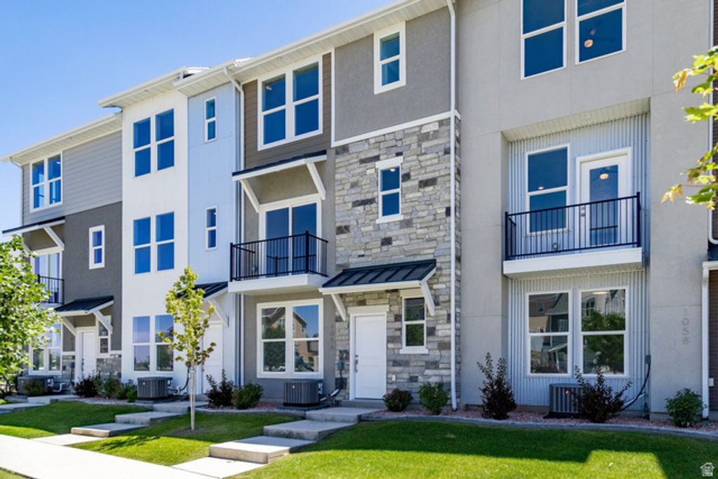 1056 S 2740 E, Spanish Fork, UT 84660
