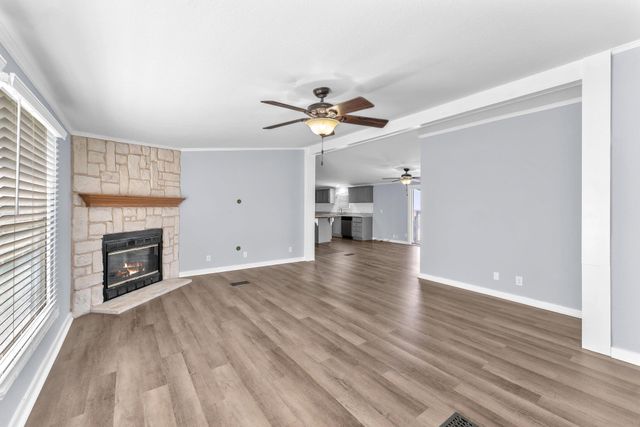 163 Irmas Dr DR, Lockhart, TX 78644
