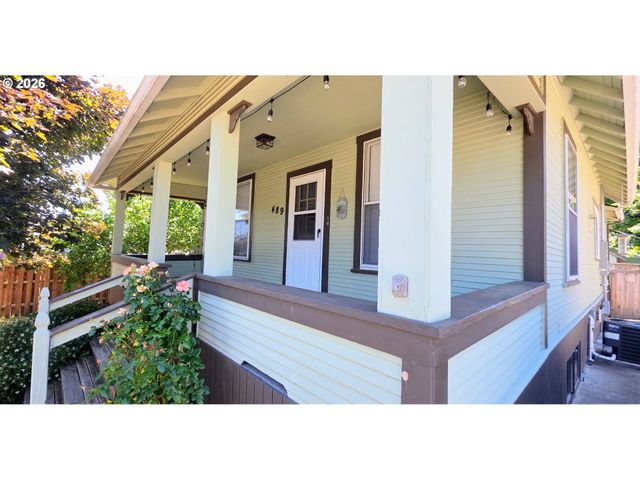 489 S 18TH Ave, Cornelius, OR 97113