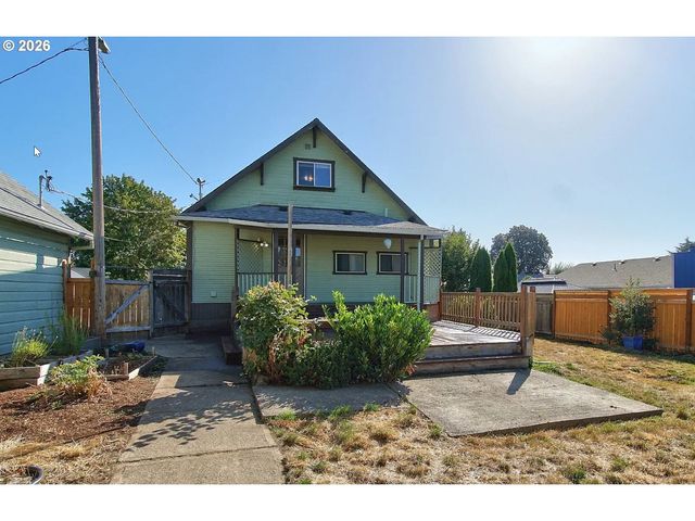 489 S 18TH Ave, Cornelius, OR 97113