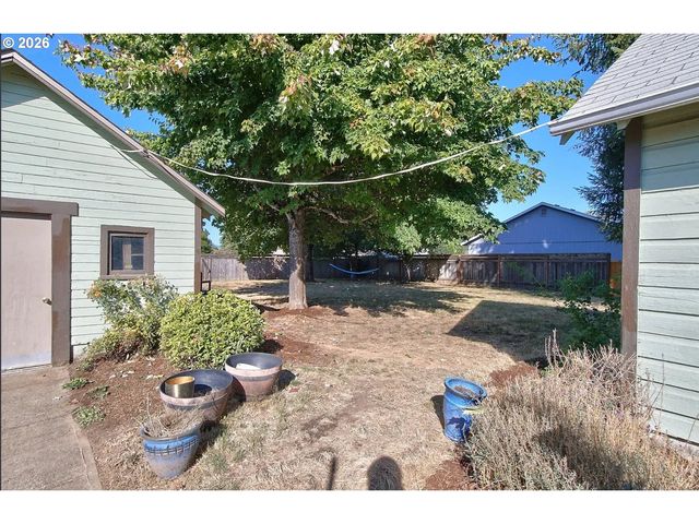 489 S 18TH Ave, Cornelius, OR 97113