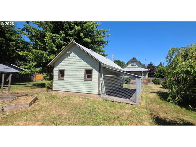 489 S 18TH Ave, Cornelius, OR 97113