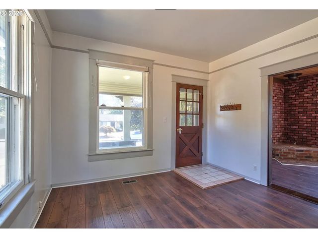 489 S 18TH Ave, Cornelius, OR 97113