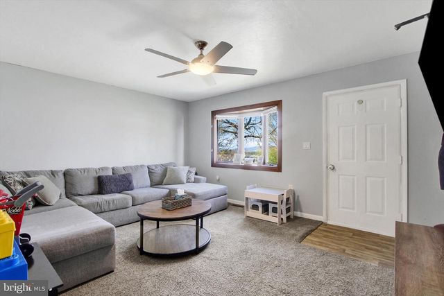 29 MEADOWVIEW DR, Hanover, PA 17331