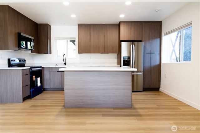 11005 SE 248th Street, Kent, WA 98030