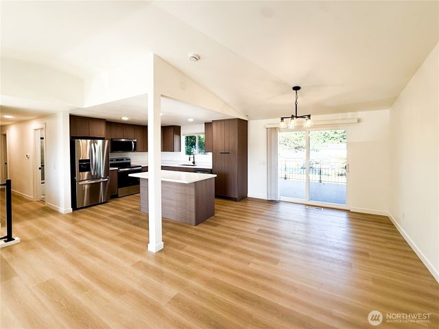 11005 SE 248th Street, Kent, WA 98030