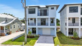 910 W OLYMPIA AVENUE, Punta Gorda, FL 33950