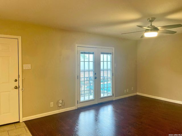 6718 Callaghan Rd Apt 515, San Antonio, TX 78229