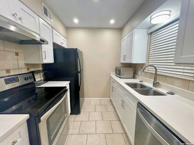 6718 Callaghan Rd Apt 515, San Antonio, TX 78229