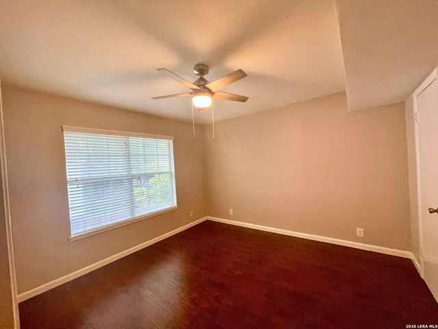 6718 Callaghan Rd Apt 515, San Antonio, TX 78229