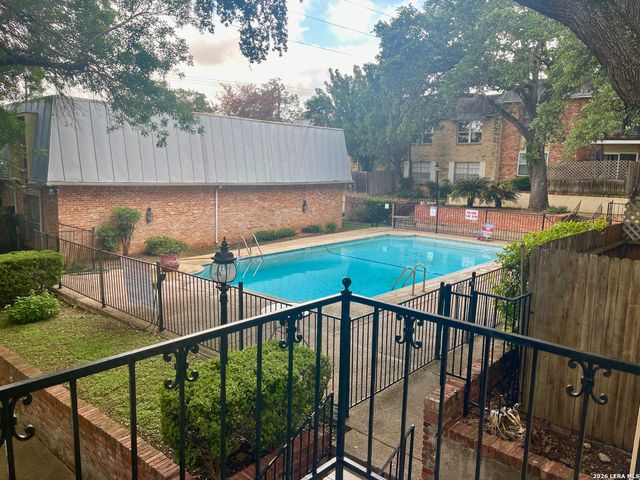 6718 Callaghan Rd Apt 515, San Antonio, TX 78229