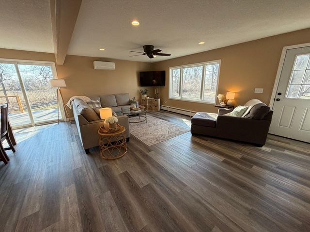 78928 150th Street, Albert Lea, MN 56007