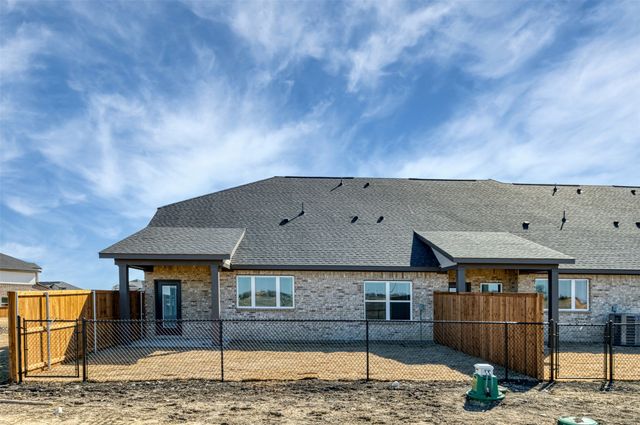 4013 Lecroy Court, Midlothian, TX 76065