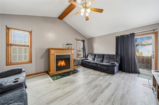 352 E 328th Street, Willowick, OH 44095