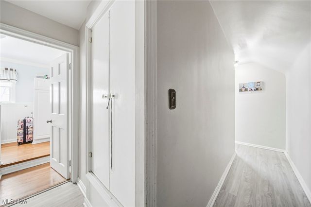 352 E 328th Street, Willowick, OH 44095