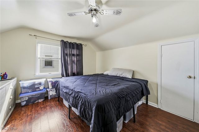 352 E 328th Street, Willowick, OH 44095