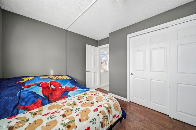 352 E 328th Street, Willowick, OH 44095