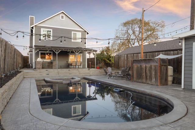 240 3rd St, Galt, CA 95632