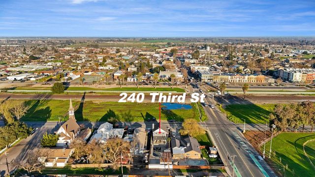 240 3rd St, Galt, CA 95632