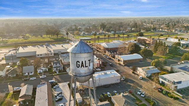 240 3rd St, Galt, CA 95632