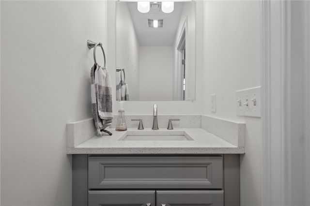 141 Old Main Street B, Lincoln, RI 02838