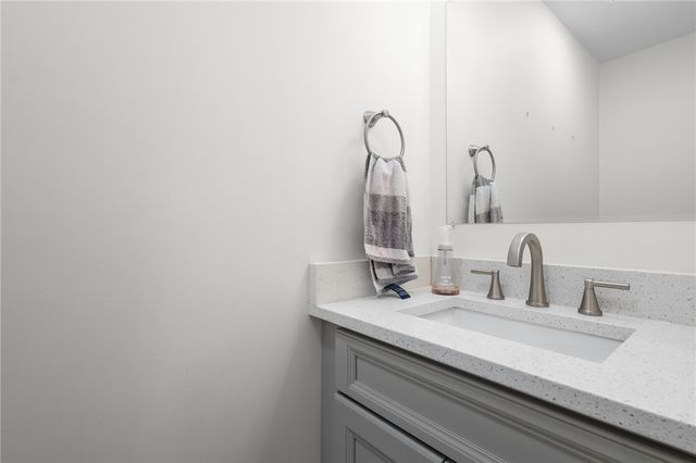 141 Old Main Street B, Lincoln, RI 02838