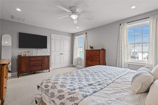 141 Old Main Street B, Lincoln, RI 02838